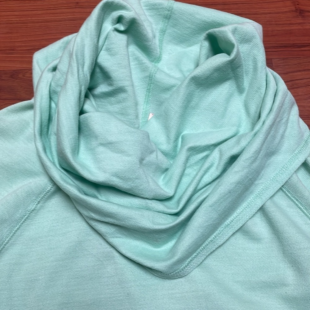 Red Camel Mint Green Cowl Neck Sweater size XS - Picture 3 of 6